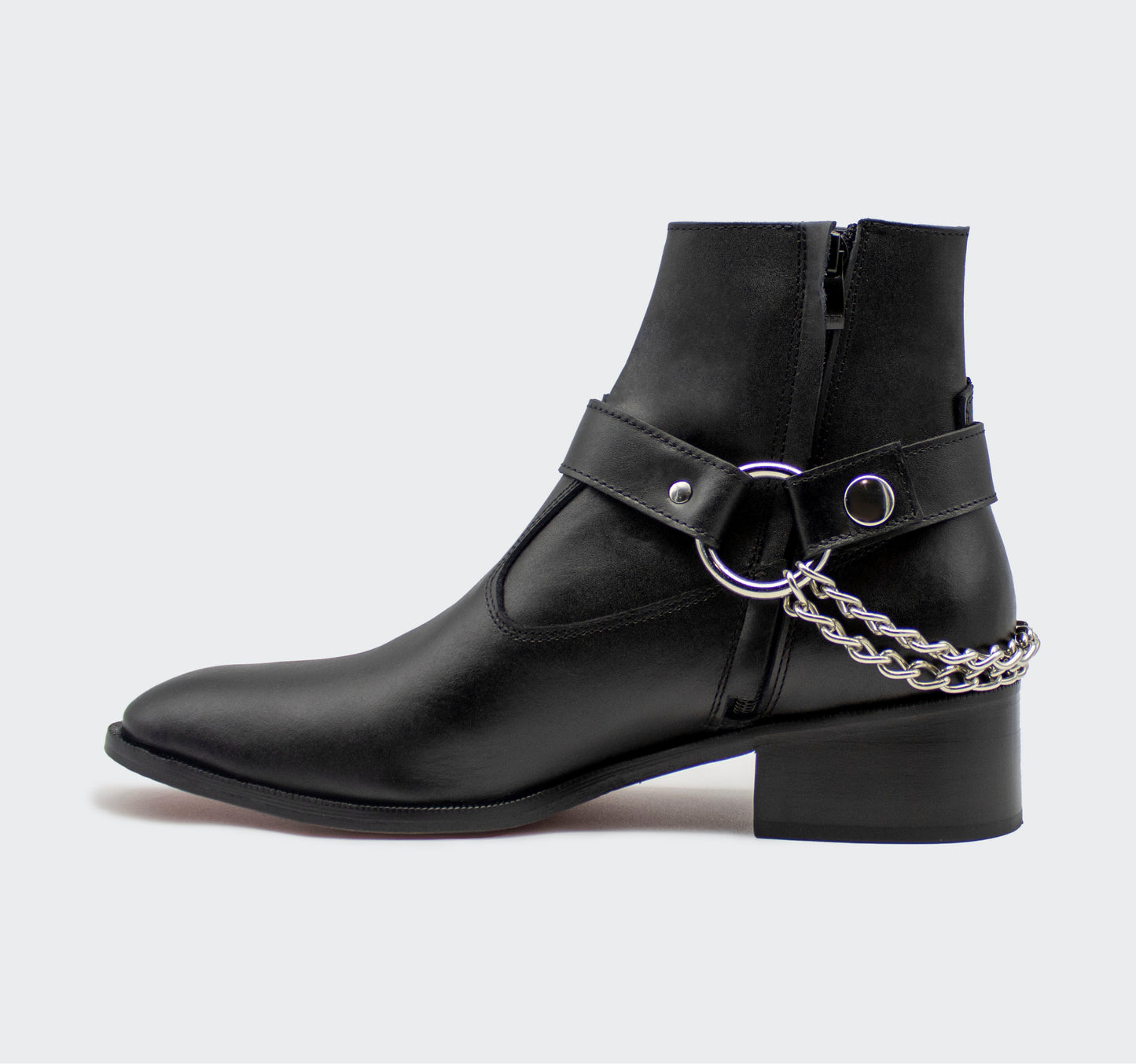 Saint Piel Negro Cadenas Atrás