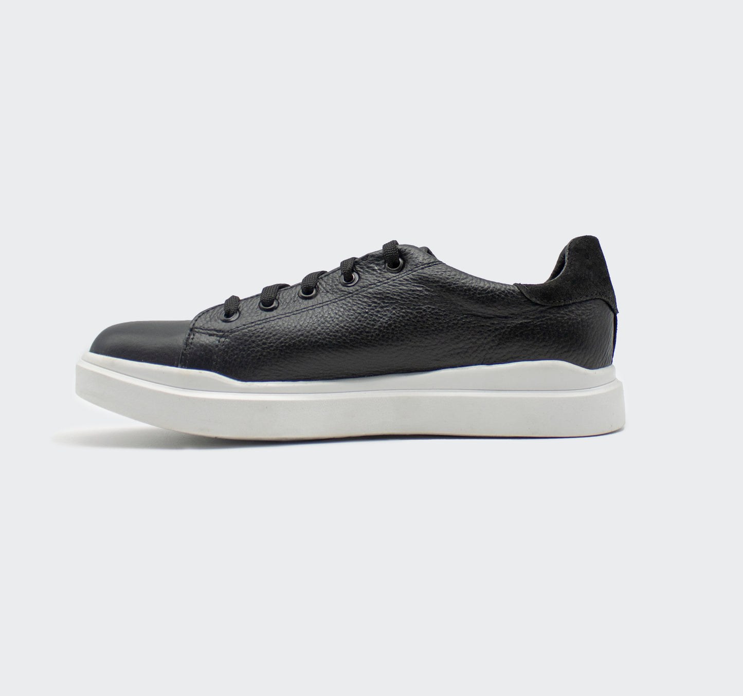 Tenis Negro