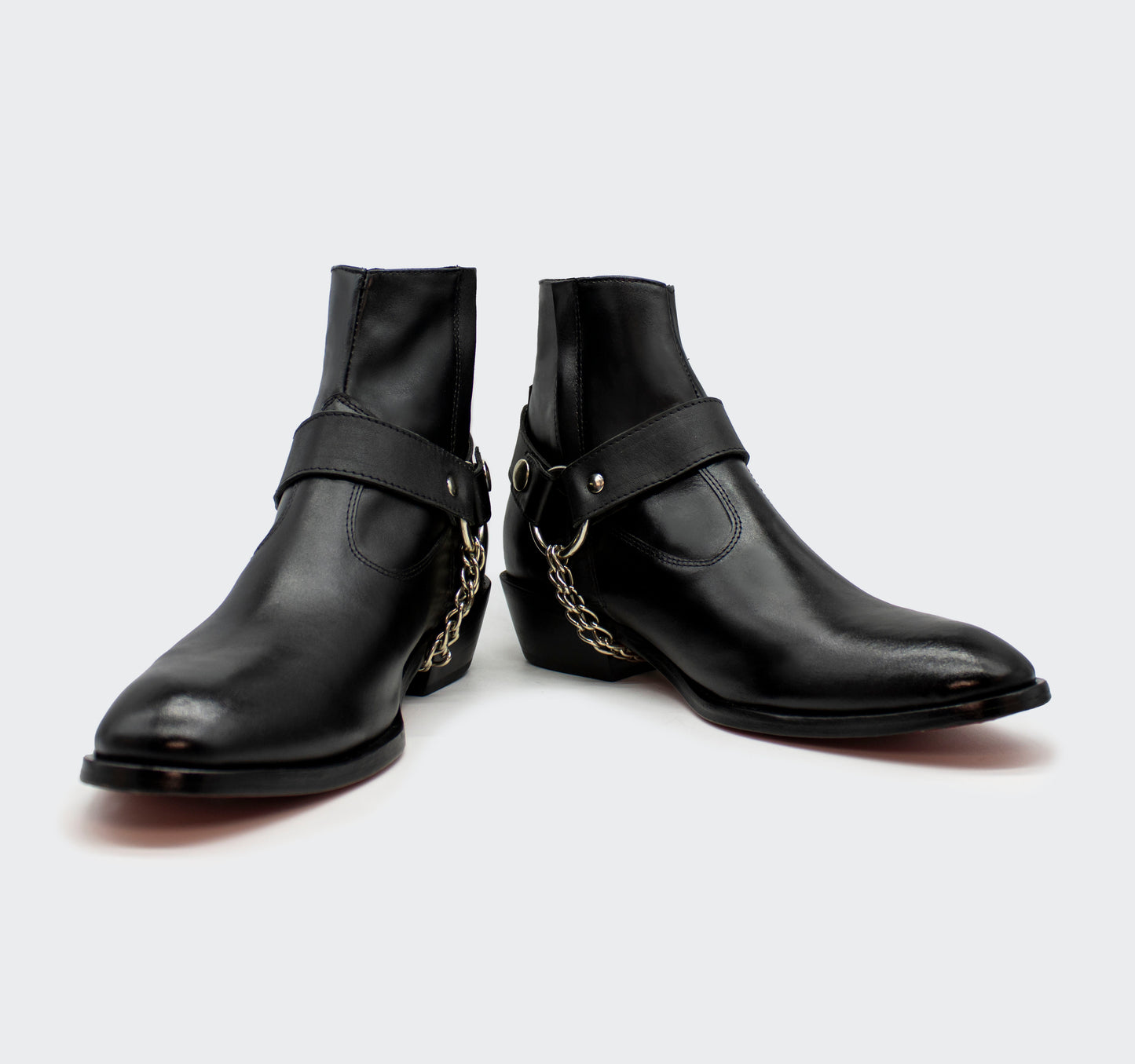 Saint Piel Negro Cadenas